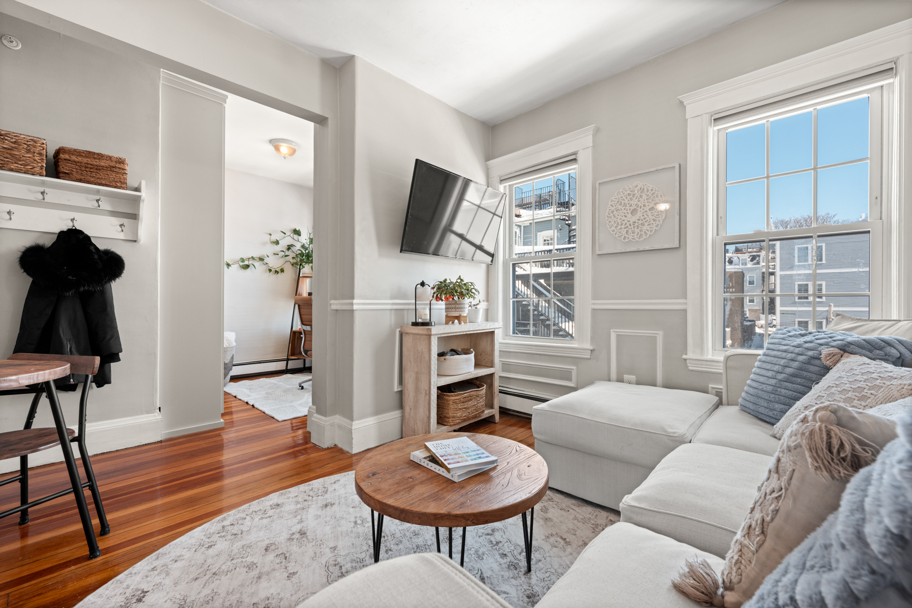 7 Knowlton Street, Unit 3 South Boston, MA 02127 - Photo 3 of 22