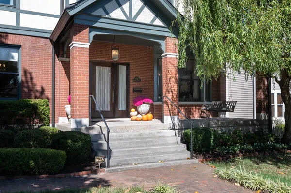 $1,750,000 | 903 Russell Street, Nashville, TN 37206