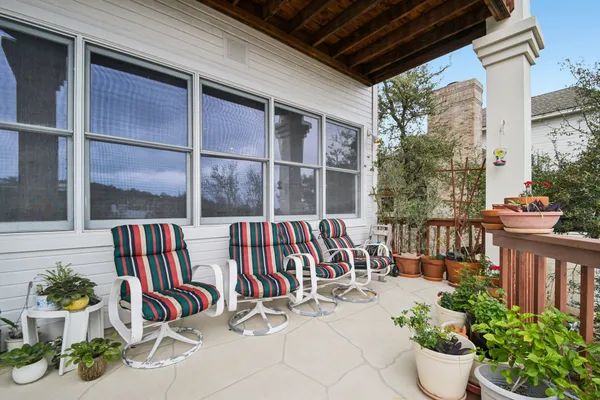 $1,400,000 | 5902 Down Valley Court, Austin, TX 78731