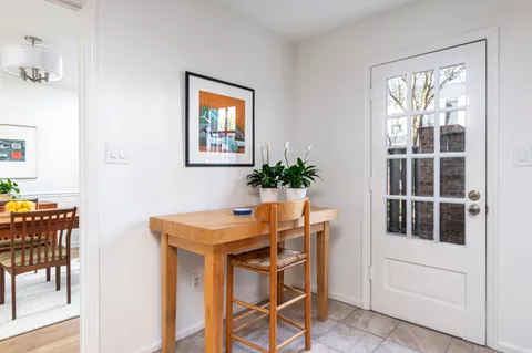 $325,000 | 7 Scotland Place Northwest, Atlanta, GA 30318