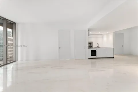 $1,850,000 | 300 Biscayne Blvd Way, Unit 2009, Miami, FL 33131