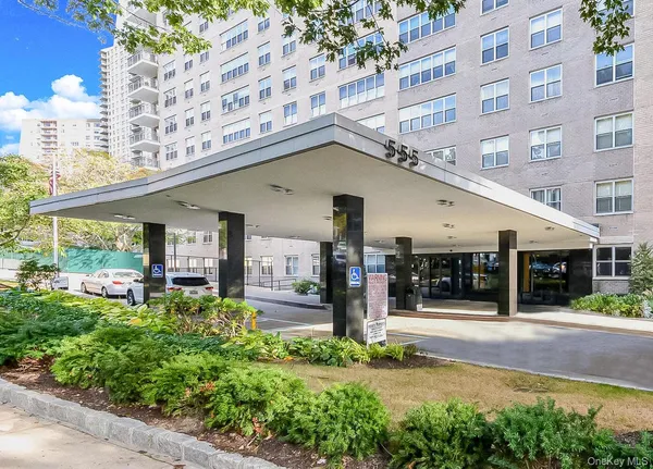 $214,999 | 555 Kappock Street, Unit 11J | Spuyten Duyvil