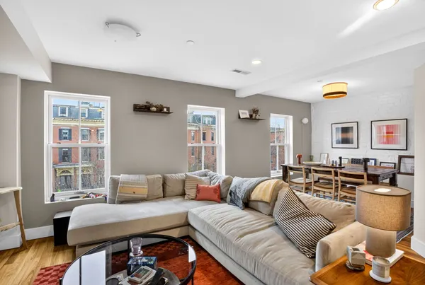 $1,549,000 | 655 Tremont Street, Unit 6, Boston, MA 02118