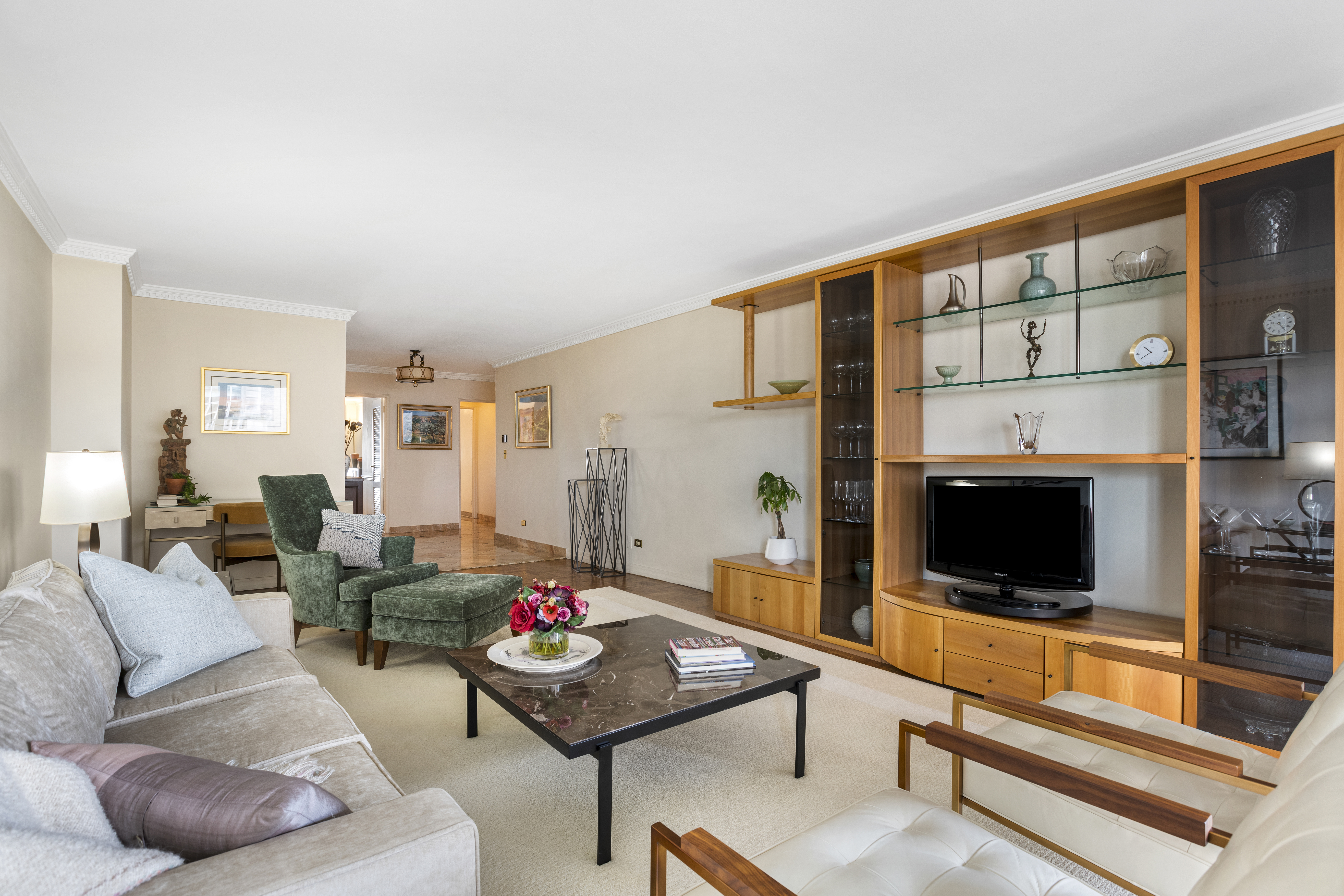 200 Central Park South, Unit 8A Manhattan, NY 10019 - Photo 3 of 14