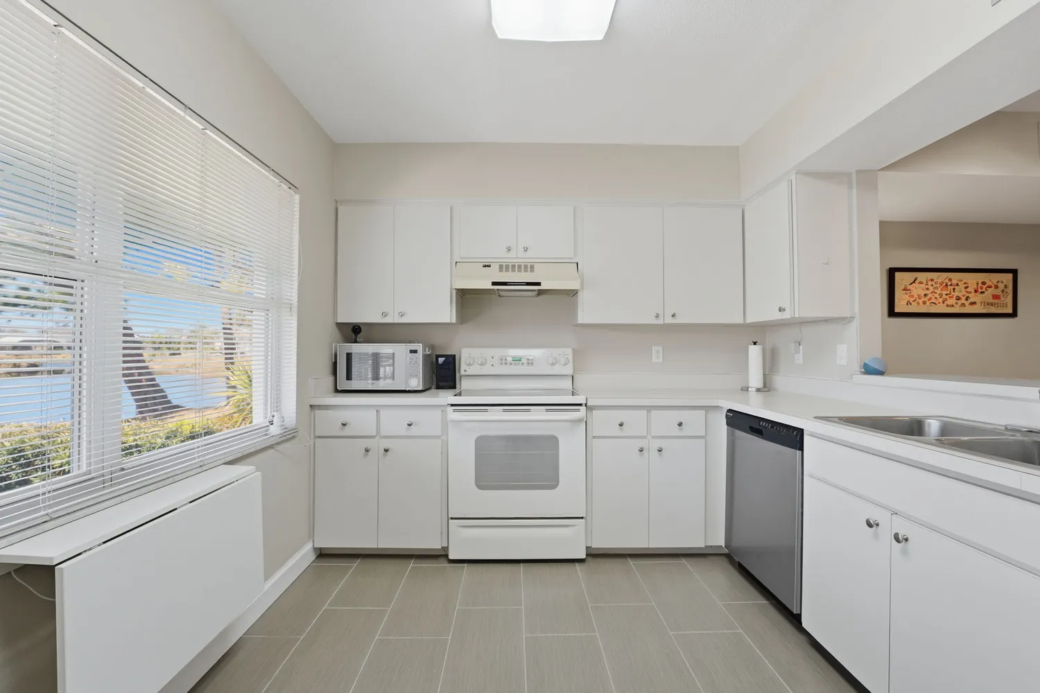 $297,500 | 304 108th Street West, Unit 110, Bradenton, FL 34209