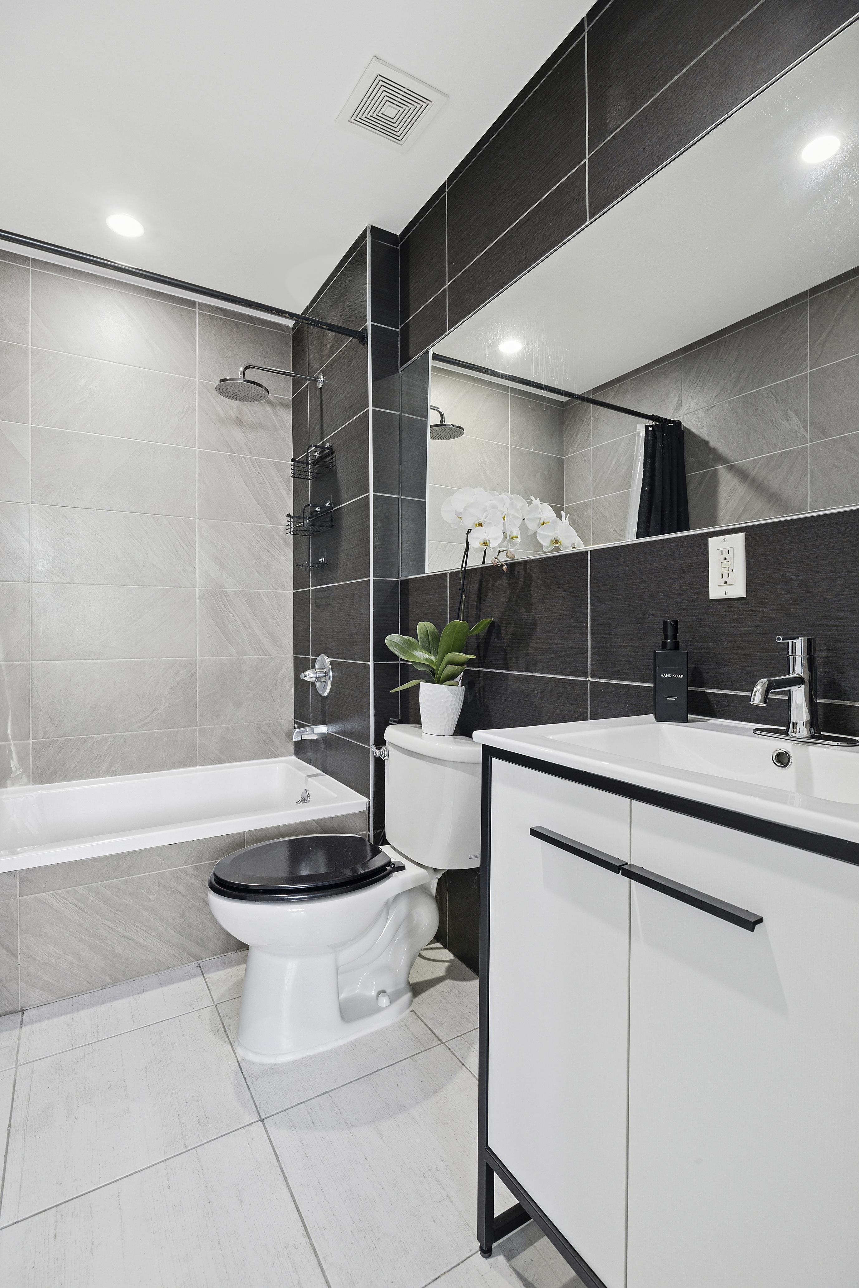 280 Nassau Avenue, Unit 1A Brooklyn, NY 11222 - Photo 5 of 9 a bathroom with a bathtub and a shower