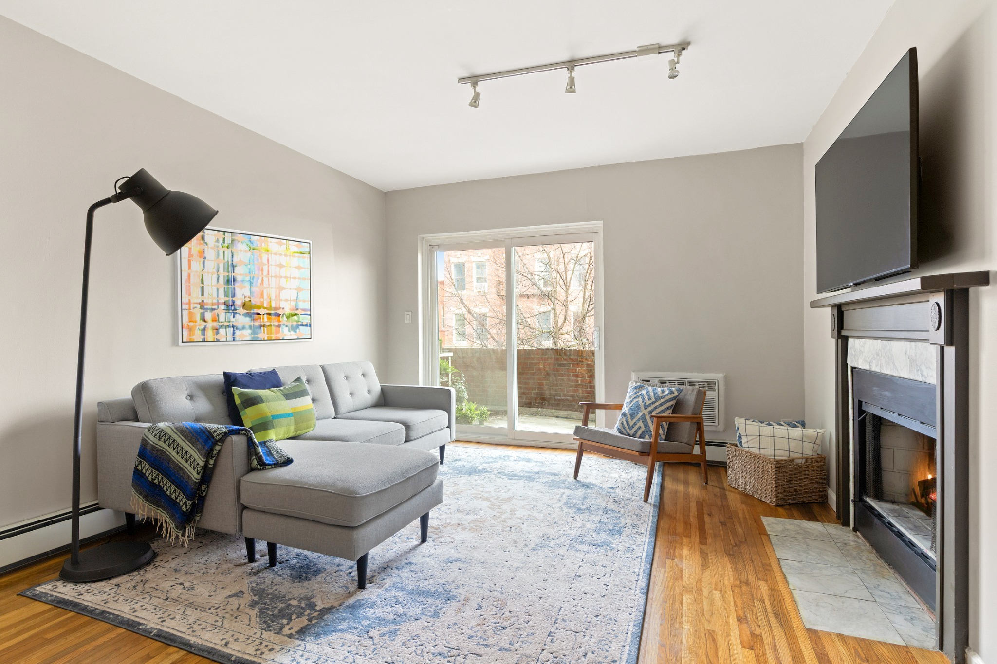 418 17th Street, Unit 2D Brooklyn, NY 11215 - Photo 2 of 7