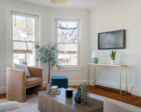 $775,000 | 216 Prospect Street, Unit 1, Cambridge, MA 02139