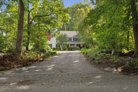 $779,000 | 1825 Walnut Lane, Quakertown, PA 18951