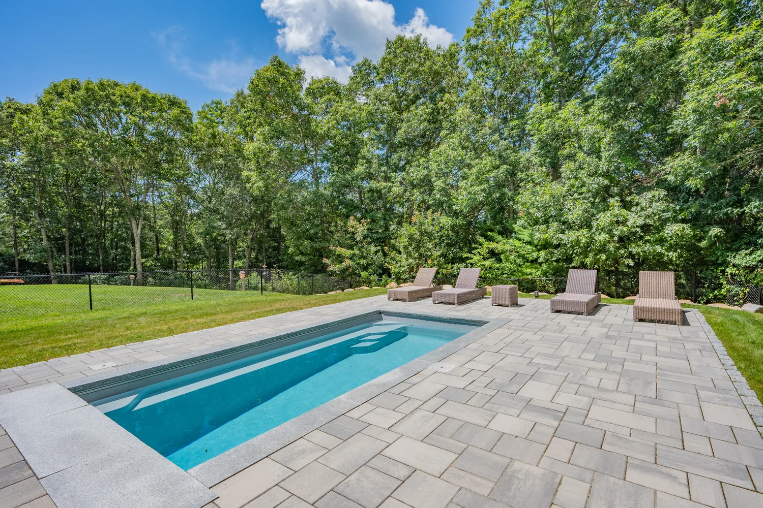 $2,700,000 | 239 Oxford Drive, Cotuit, MA 02635