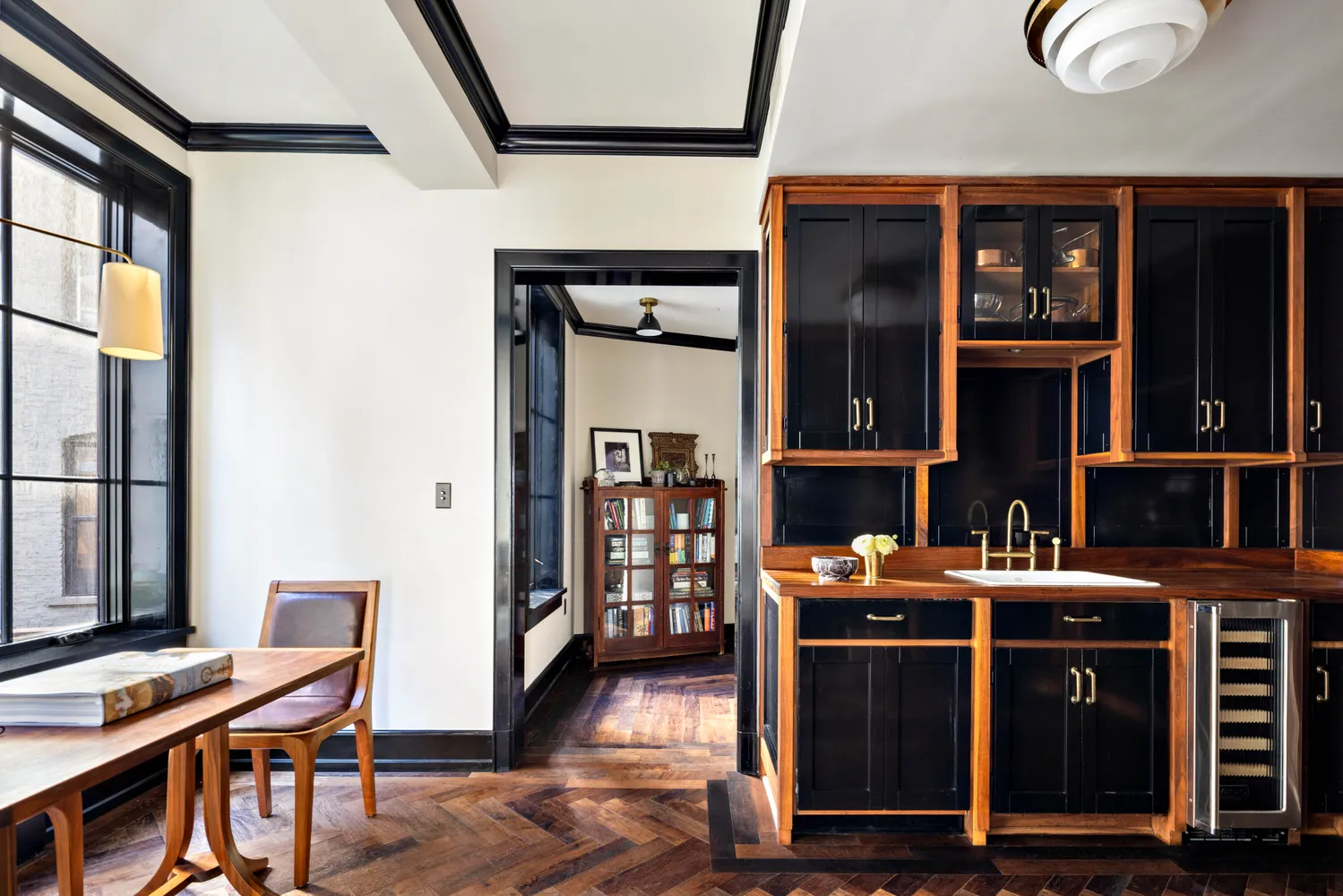 a view of a workspace with furniture