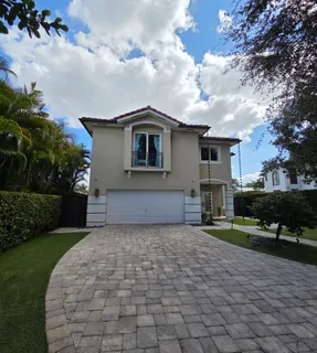 $1,299,900 | Southwest 13th Street, West Miami, FL 33144