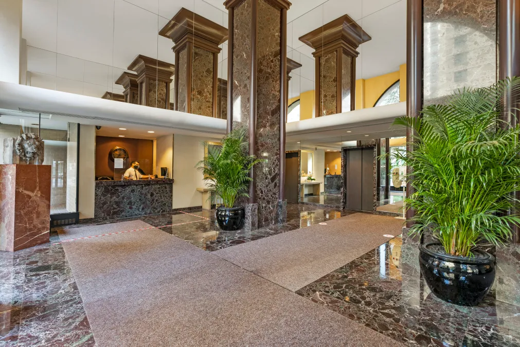 $3,900 | 400 East 70th Street, Unit 807 | Lenox Hill