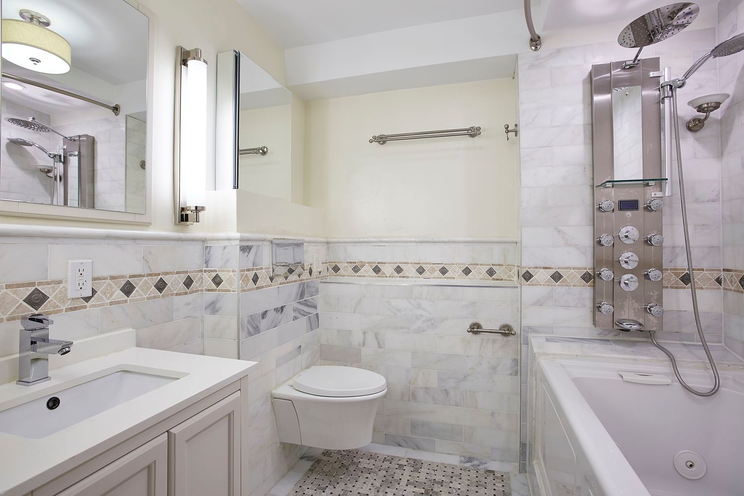 123 East 75th Street, Unit 9D Manhattan, NY 10021 - Photo 3 of 8