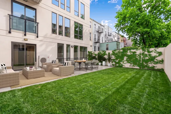 $1,375,000 | 136 14th Street, Unit GARDEN | Gowanus