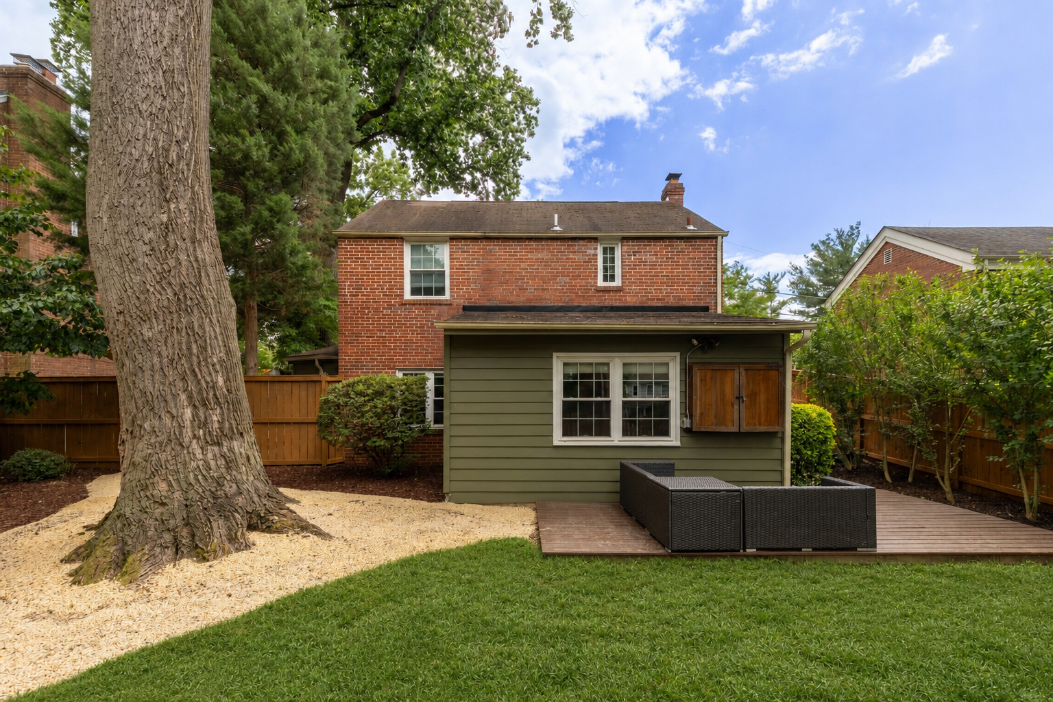 1607 Ballard Street Silver Spring, MD 20910 - Photo 7 of 17