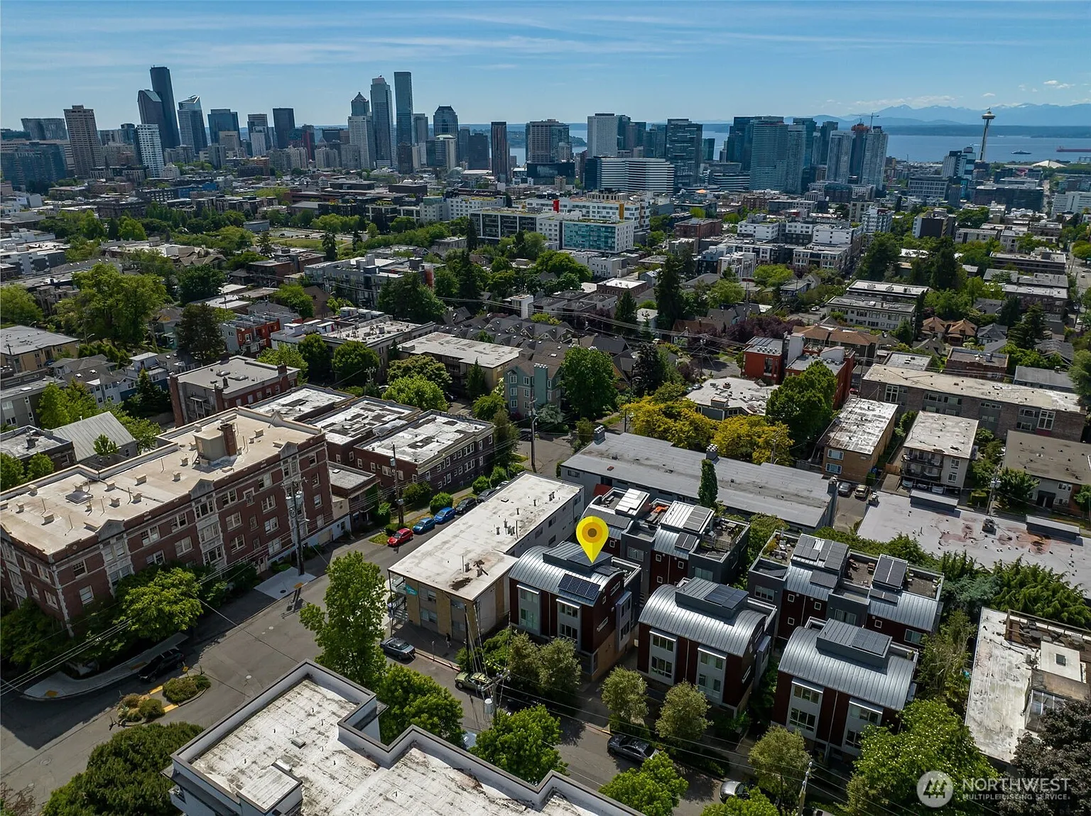 307 14th Avenue East, Unit B Seattle, WA 98112 - Photo 2 of 36