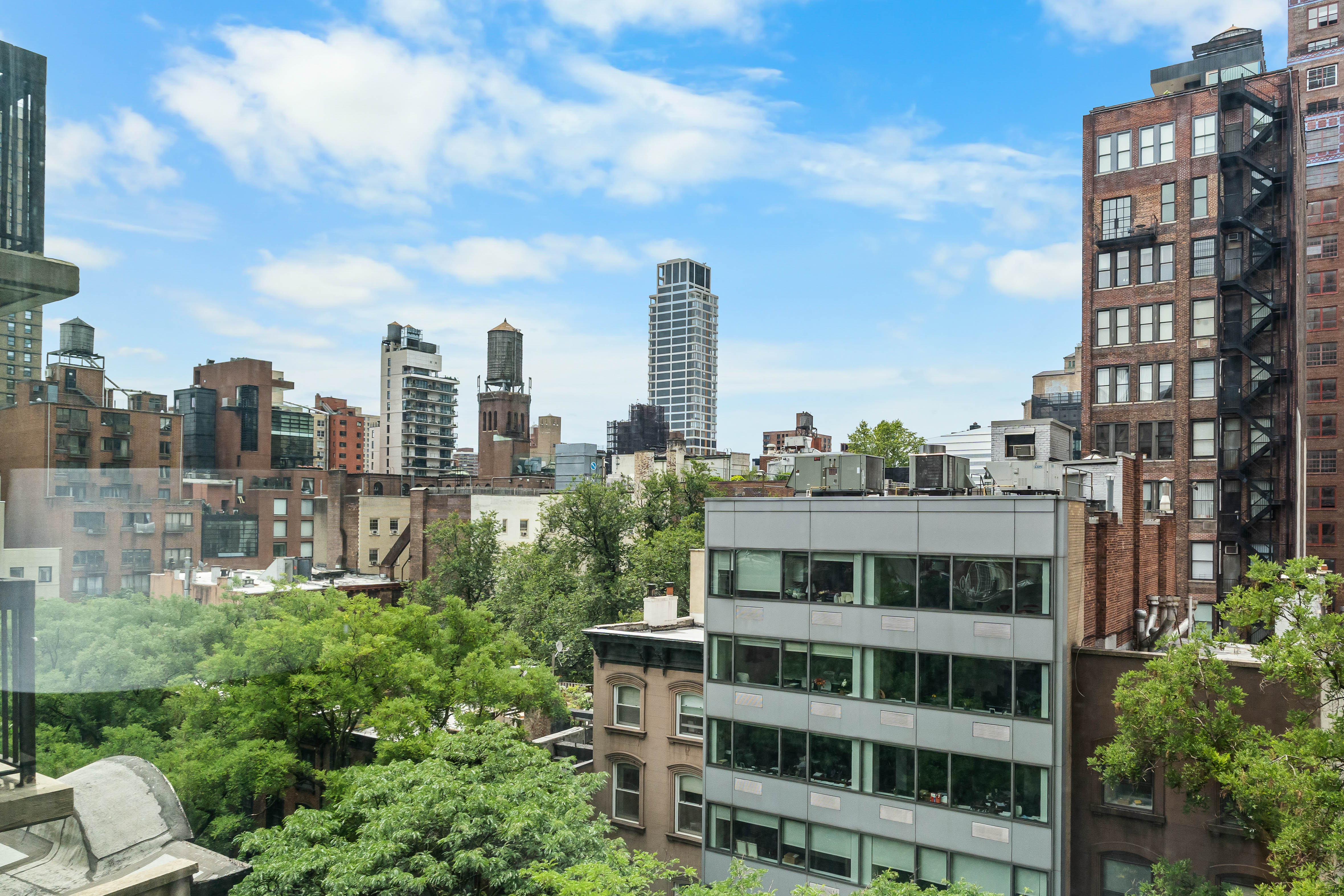 111 East 30th Street, Unit 8B Manhattan, NY 10016 - Photo 2 of 24