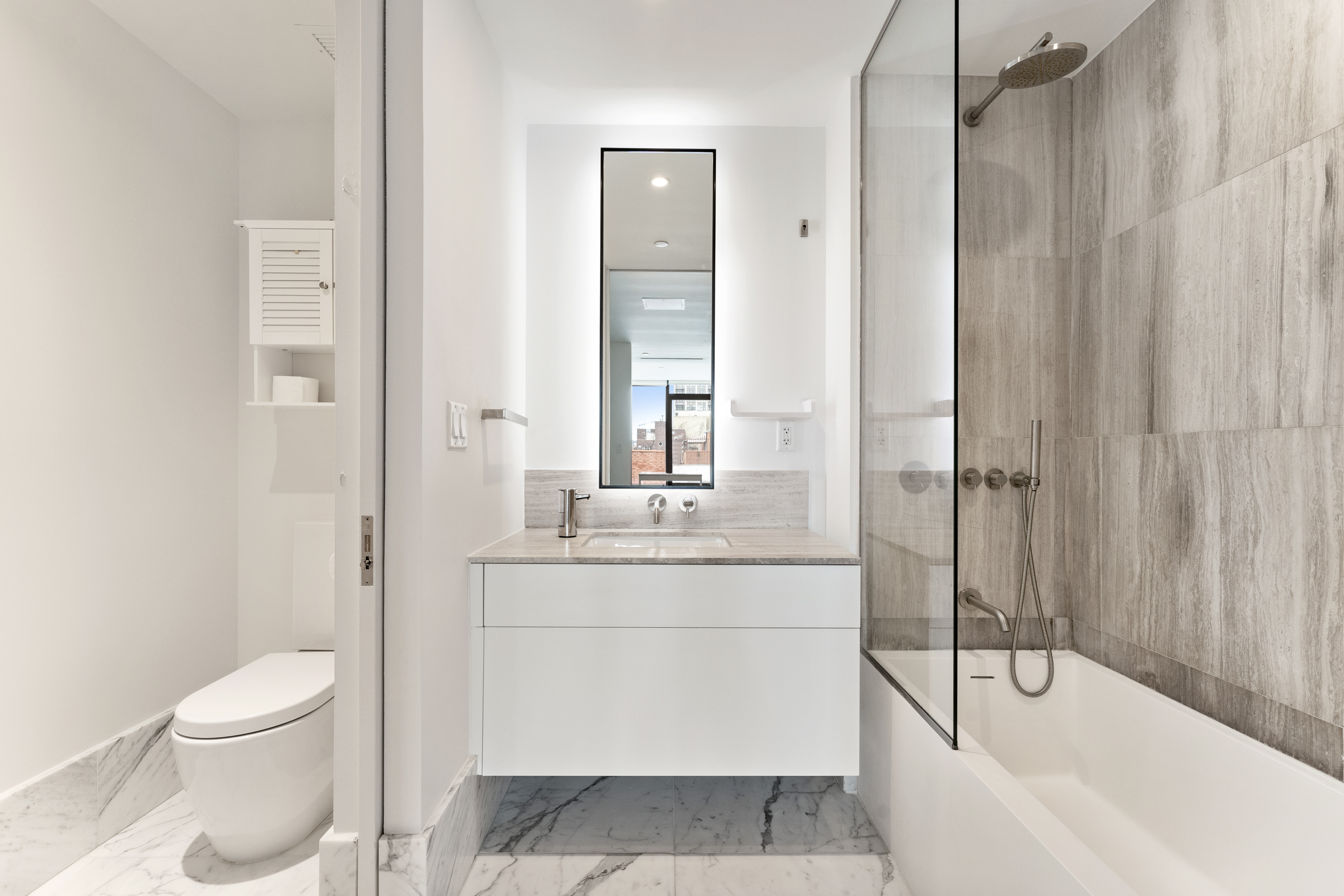 429 Kent Avenue, Unit 805 Brooklyn, NY 11249 - Photo 7 of 18