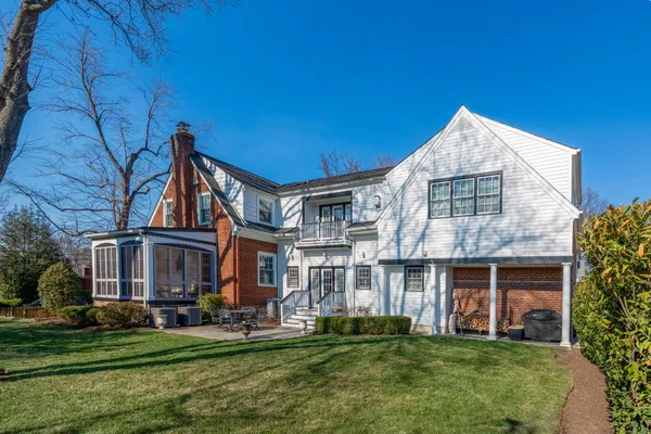 $2,295,000 | 600 Upland Place, Alexandria, VA 22301