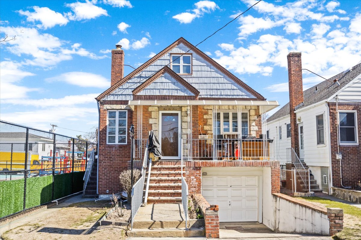 524 Beach 127th Street Queens, NY 11694 - Photo 1 of 17