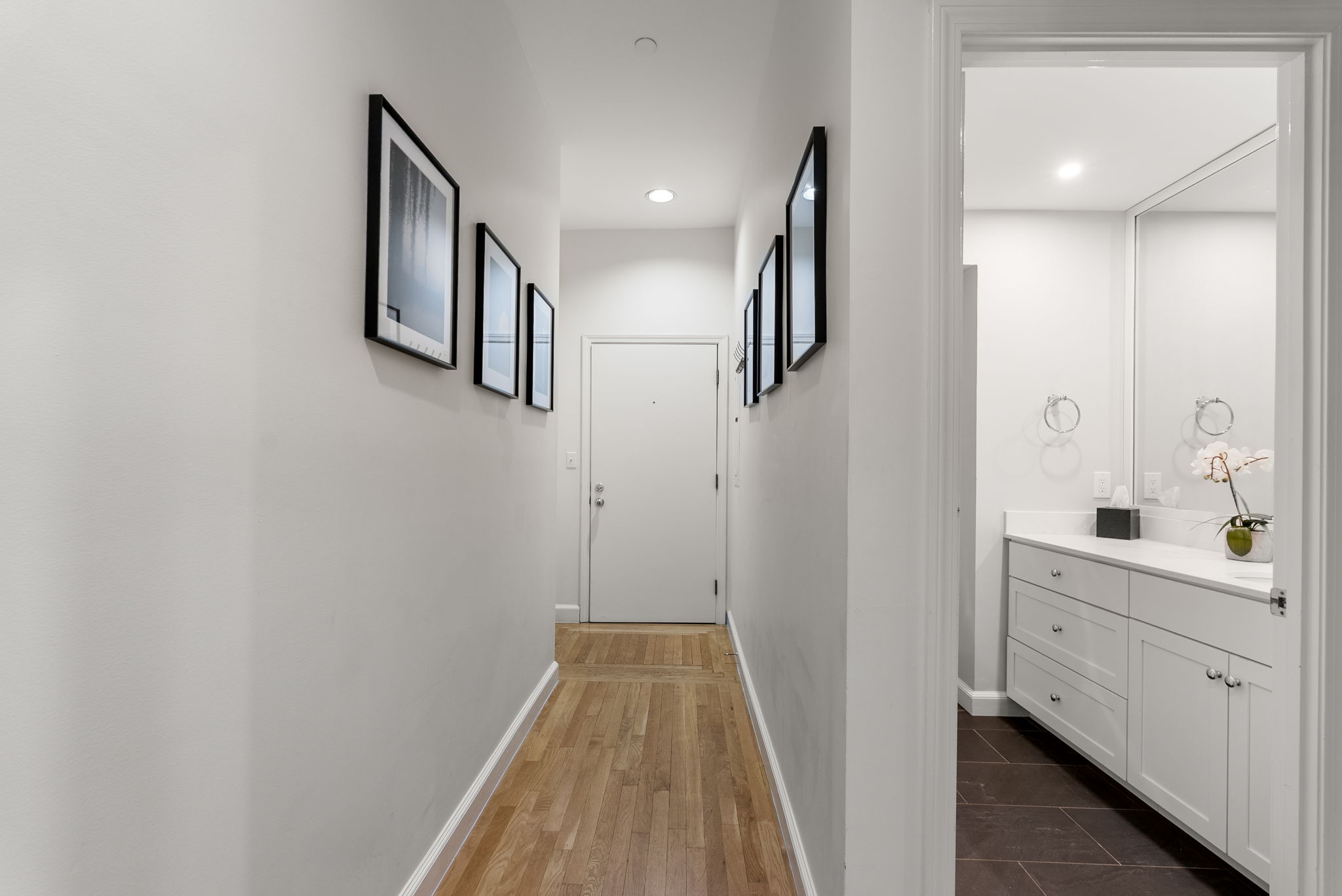 2 Clarendon Street, Unit 302 Boston, MA 02116 - Photo 10 of 22