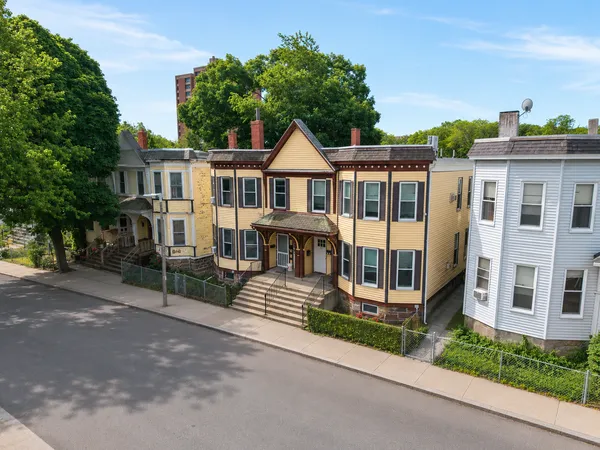 $850,000 | Catawba Street, Roxbury, MA 02119