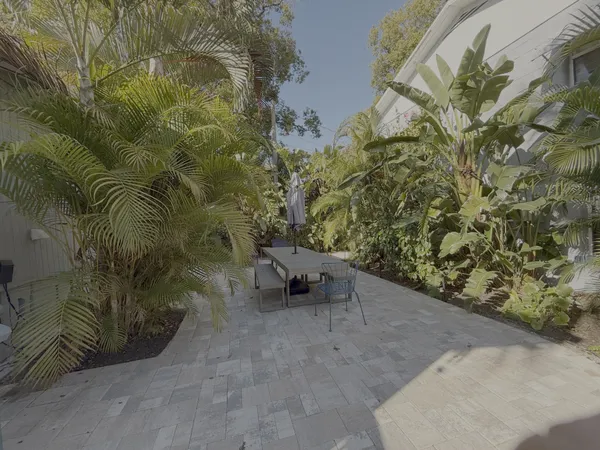 $900,000 | 1201 Highland Street North, St. Petersburg, FL 33701