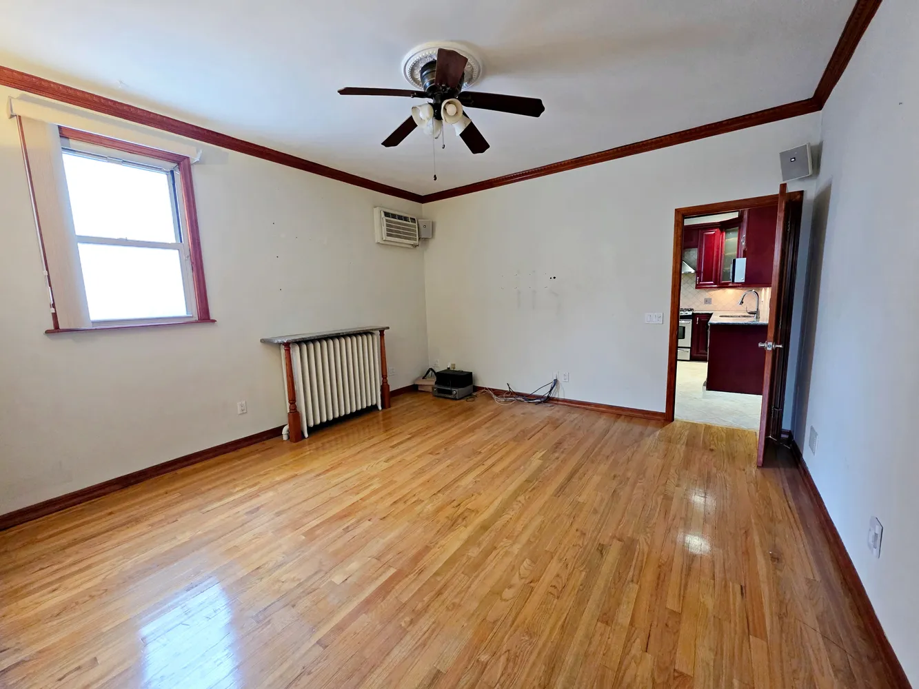 $4,000 | 714 Lorimer Street, Unit 1 | Williamsburg