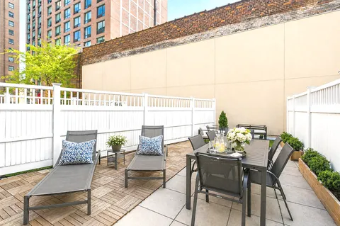 $1,525,000 | 444 West 19th Street, Unit 203 | Chelsea