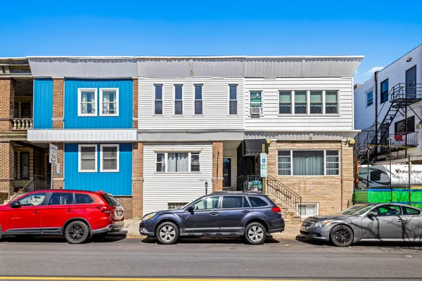 Contact Agent | 4617 Locust Street, Philadelphia, PA 19139