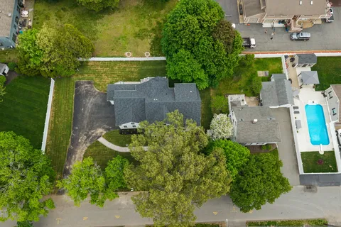 $1,999,000 | 37 Maple Street, Lynnfield, MA 01940