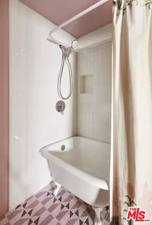 $825,000 | 10623 Woodward Avenue, Sunland, CA 91040