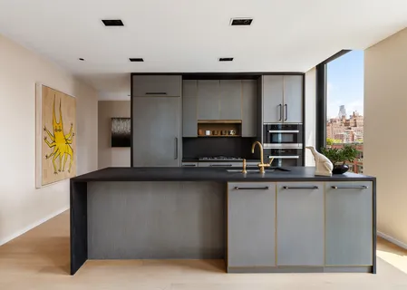 $3,850,000 | 505 West 19th Street, Unit 7B | Chelsea