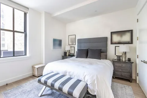 $2,850,000 | 100 Barclay Street, Unit 14M | TriBeCa
