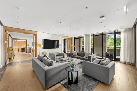 $12,000 | 543 West 122nd Street, Unit 19C | Morningside Heights