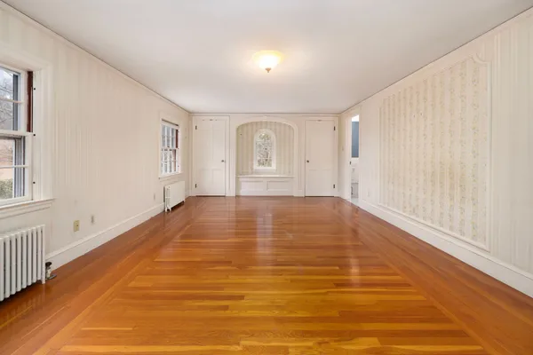 $1,495,000 | 555 Great Road, Lincoln, RI 02865