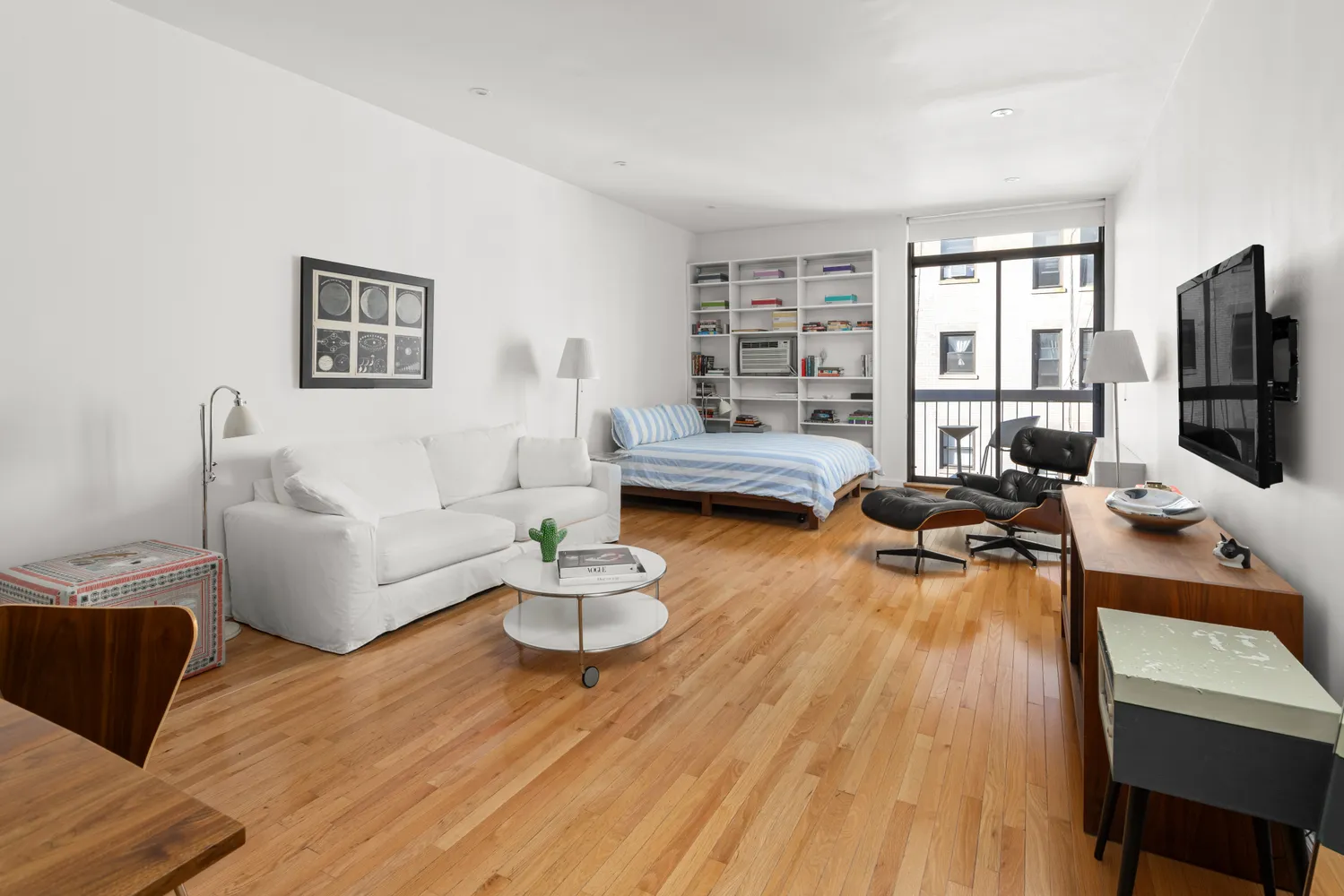$850,000 | 184 Thompson Street, Unit 4E | Greenwich Village