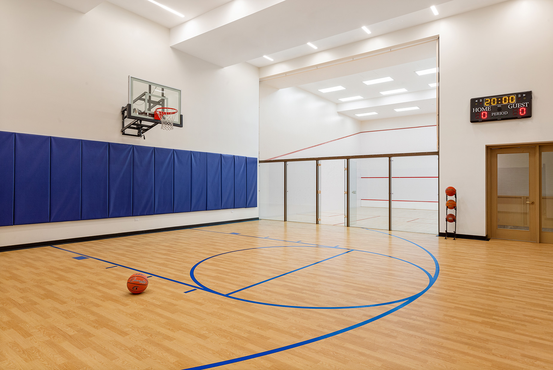 378 West End Avenue, Unit 7A Manhattan, NY 10024 - Photo 15 of 24 a view of a room with gym equipment