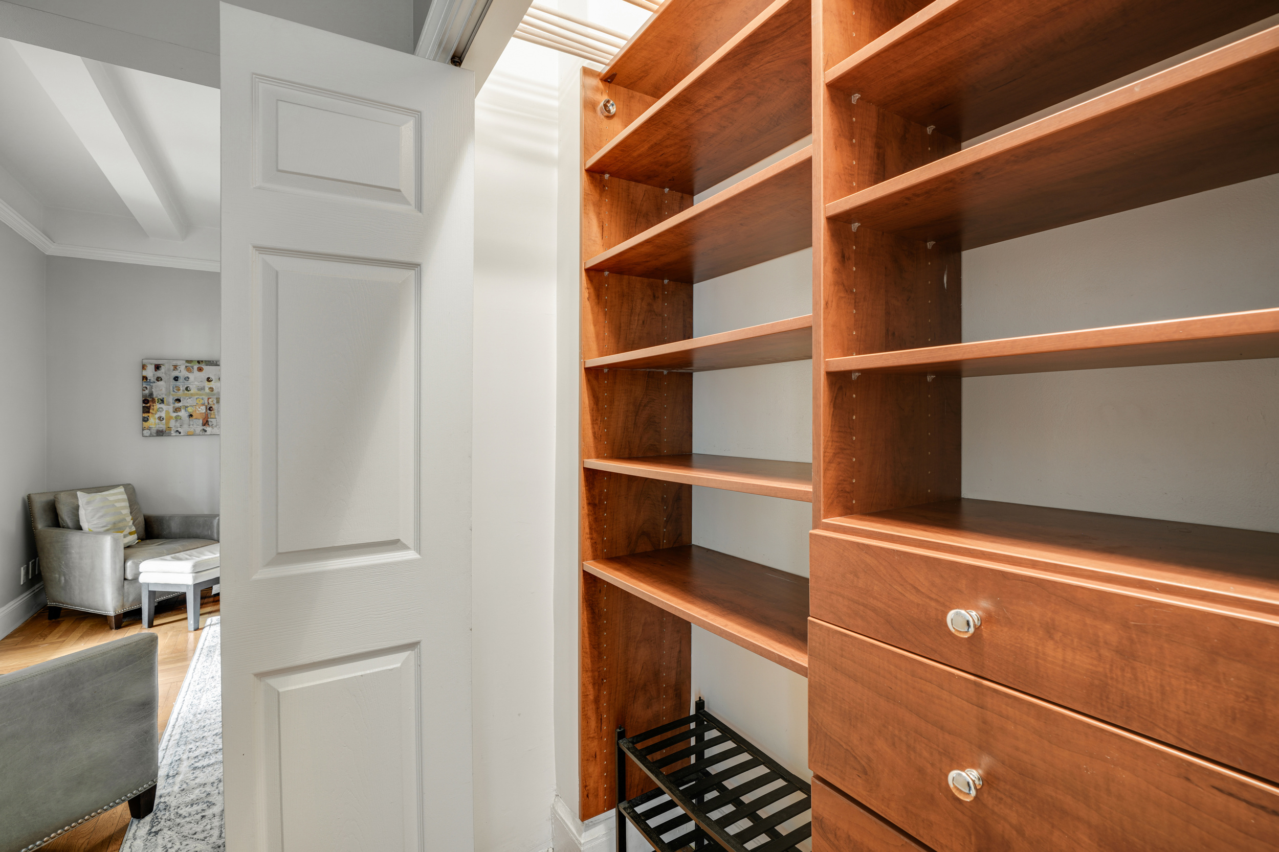 20 West 72nd Street, Unit 704 Manhattan, NY 10023 - Photo 14 of 21