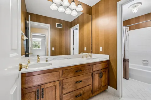 $1,250,000 | 2397 Foxhaven Drive, Franklin, TN 37069
