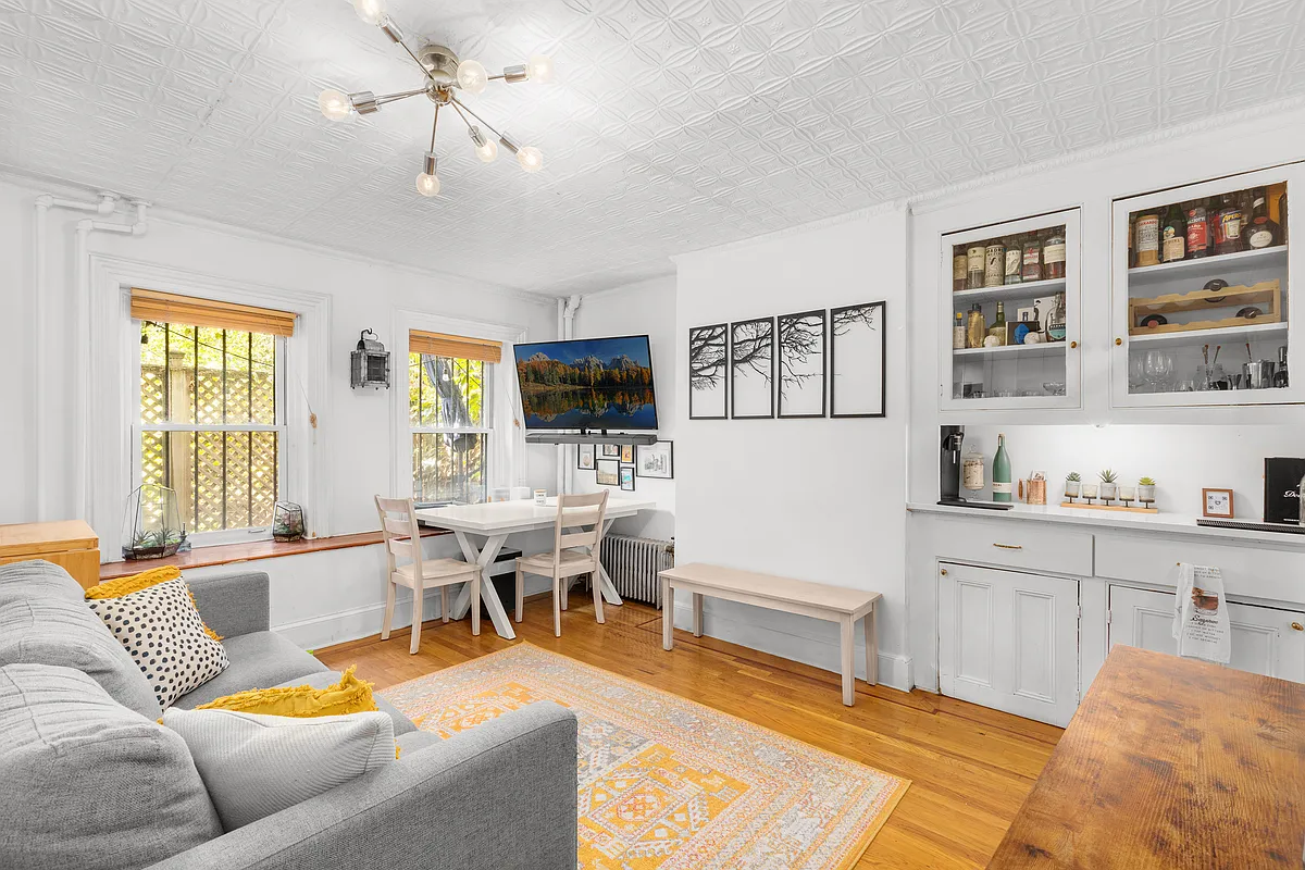 180 Saint Marks Avenue, Unit GARDEN Brooklyn, NY 11238 - Photo 2 of 7