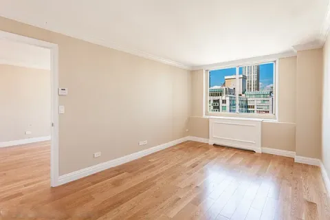 $2,398,000 | 30 Lincoln Plaza, Unit 28L | Upper West Side