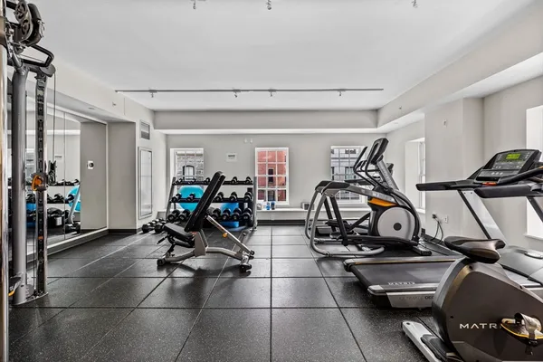 $1,998,000 | 110 Broad Street, Unit 602, Boston, MA 02110