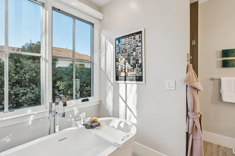 $4,590,000 | 519 Reed Court, Healdsburg, CA 95448