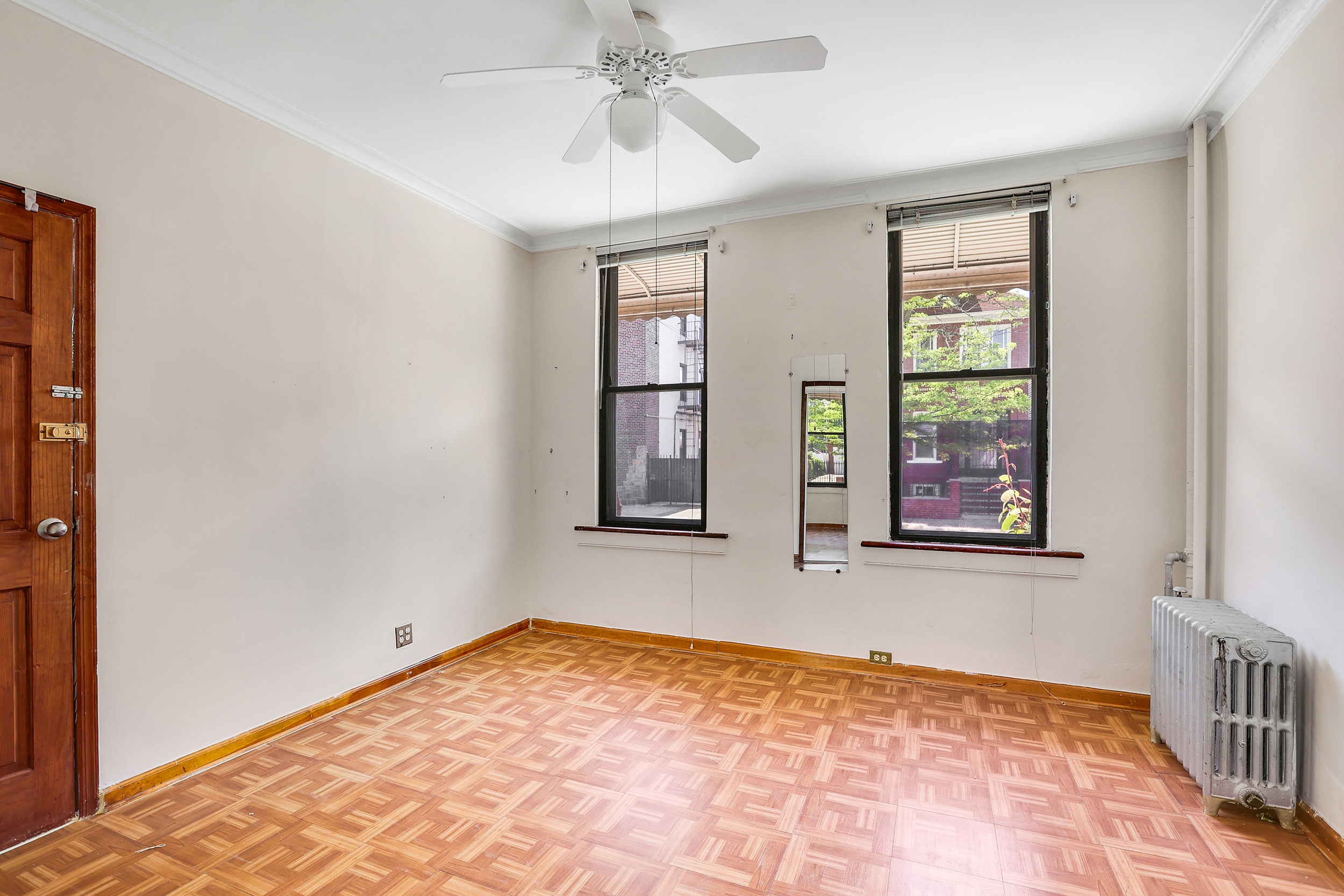 59-45 Woodbine Street Queens, NY 11385 - Photo 8 of 18