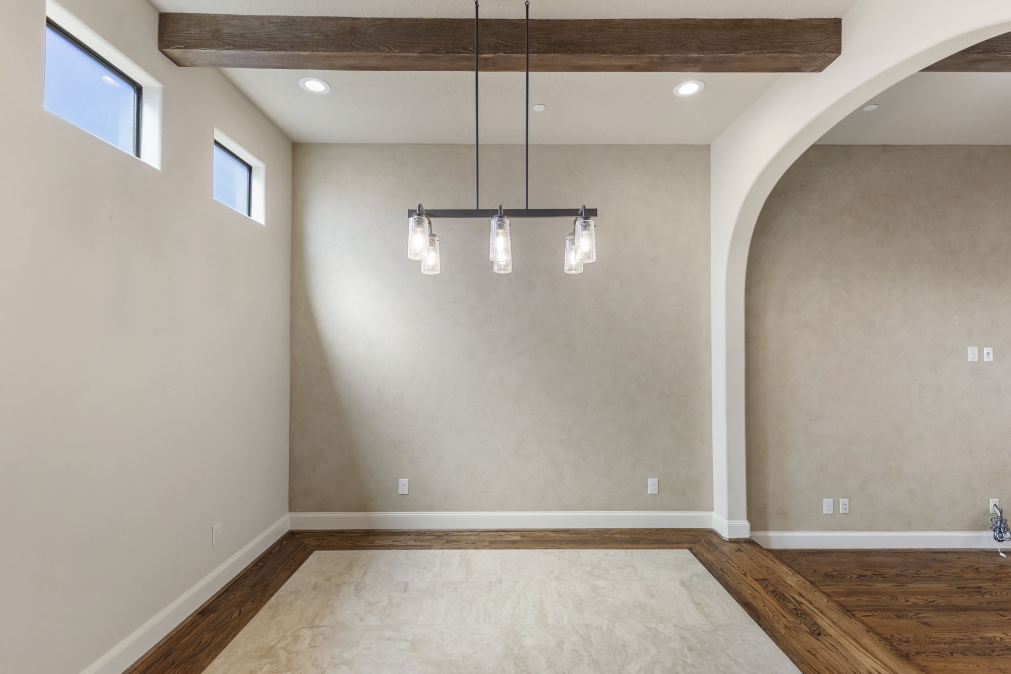 5407 Feagan Street Houston, TX 77007 - Photo 14 of 43 a view of a livingroom with a ceiling fan and window