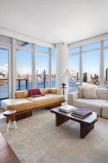 $3,600,000 | 2 Northside Piers, Unit 19K | Williamsburg