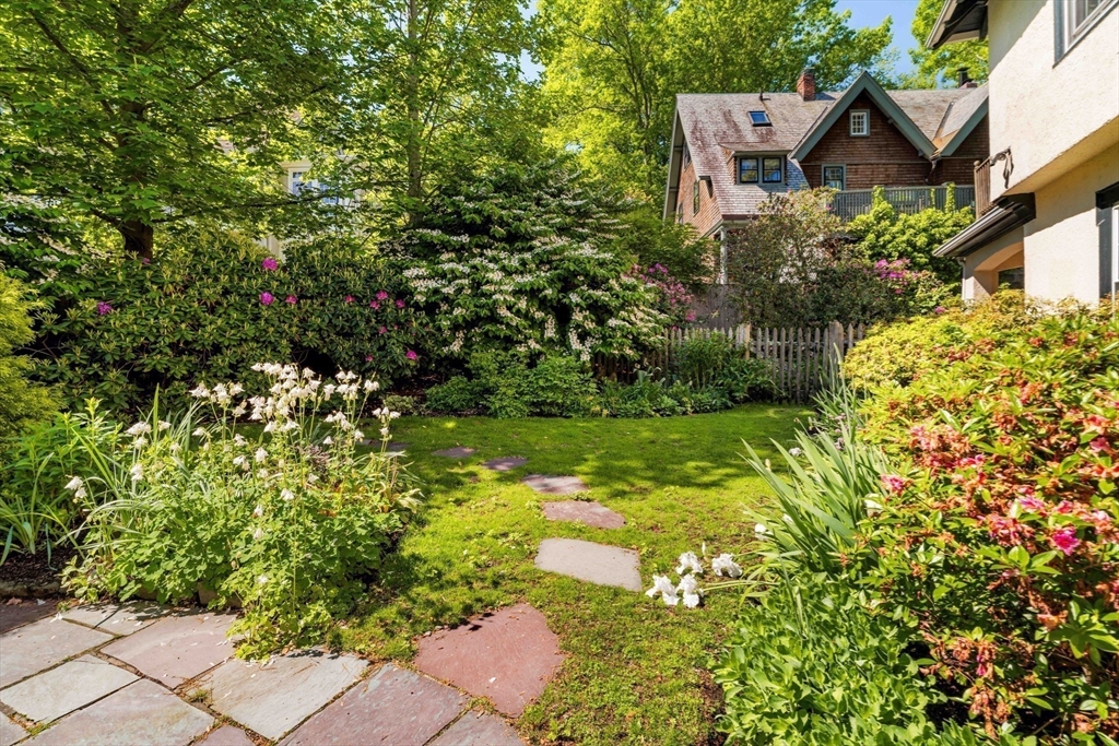 17 Chesham Road Brookline, MA 02445 - Photo 31 of 33 Gallery Image 31