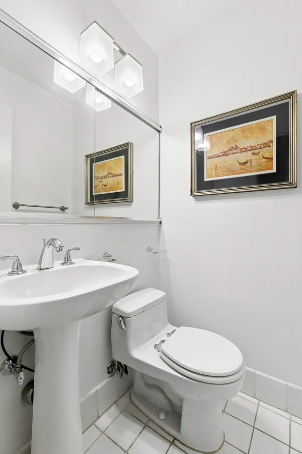 $1,250,000 | 201 East 17th Street, Unit 14H | Gramercy